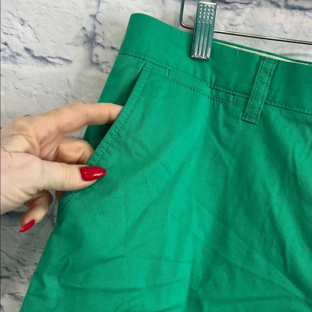 J. Crew Cotton Shorts Men’s 770 Straight Green Waist 32” Inseam 7”